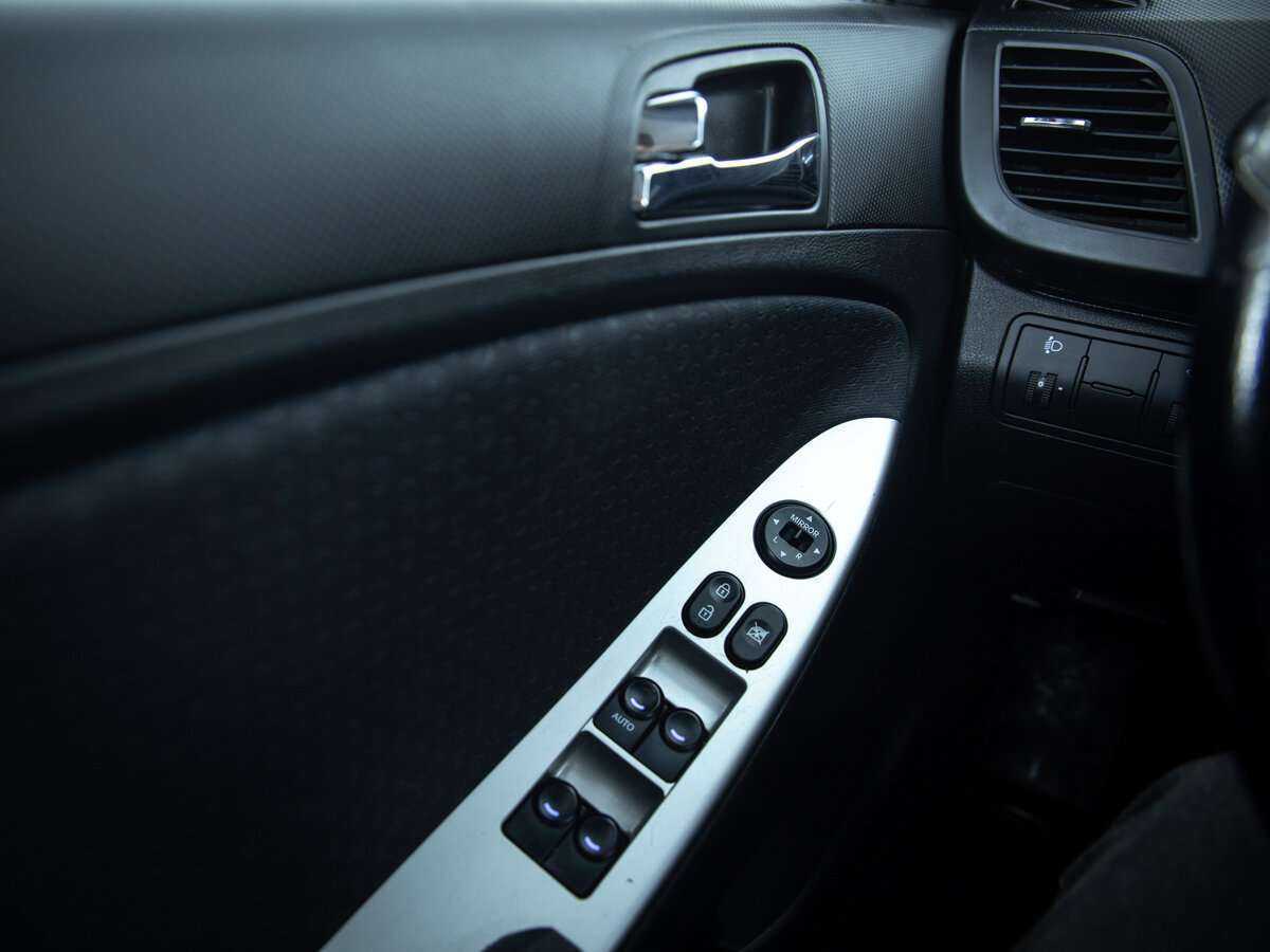 Купить Hyundai Solaris, 2013, 123 846 км.. Фото: #11