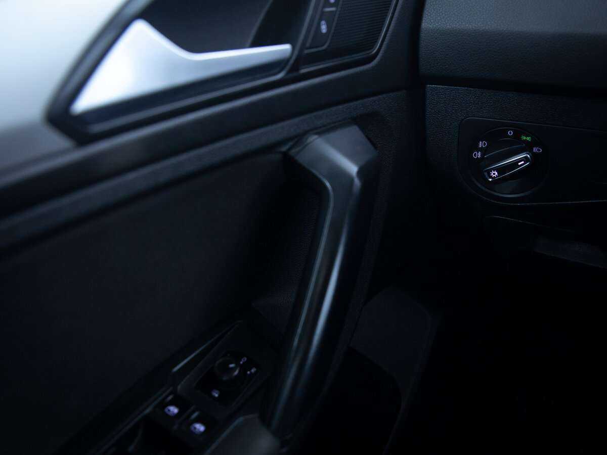 Купить Volkswagen Tiguan, 2018, 114 132 км.. Фото: #11