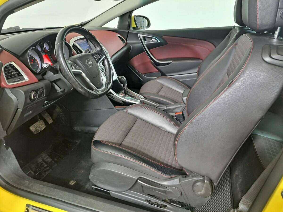 Купить Opel Astra, 2013, 120 970 км.. Фото: #13