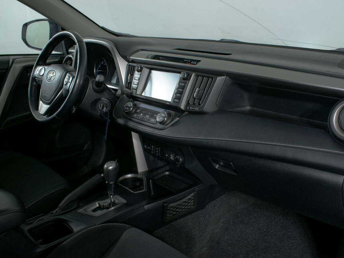 Купить Toyota RAV4, 2017, 142 159 км.. Фото: #8