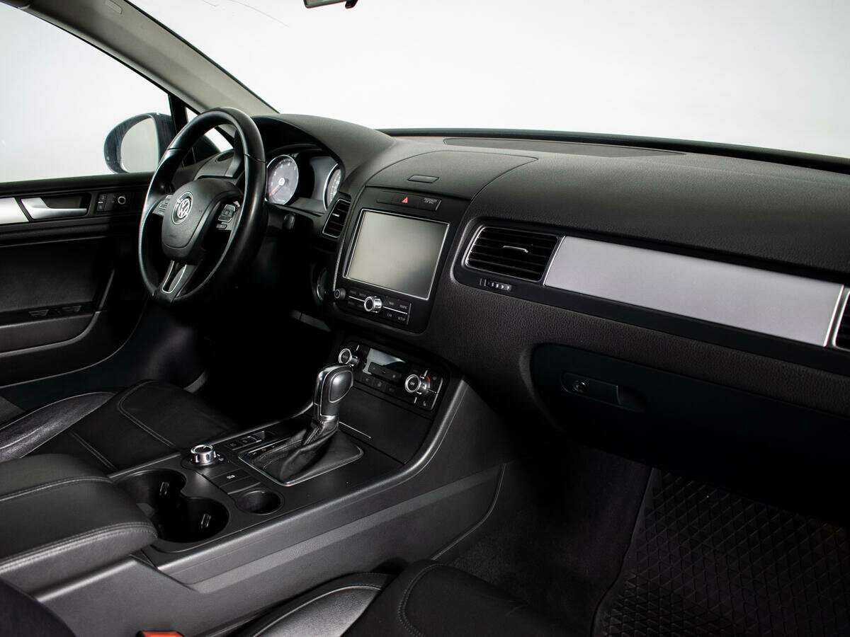 Купить Volkswagen Touareg, 2012, 127 046 км.. Фото: #8