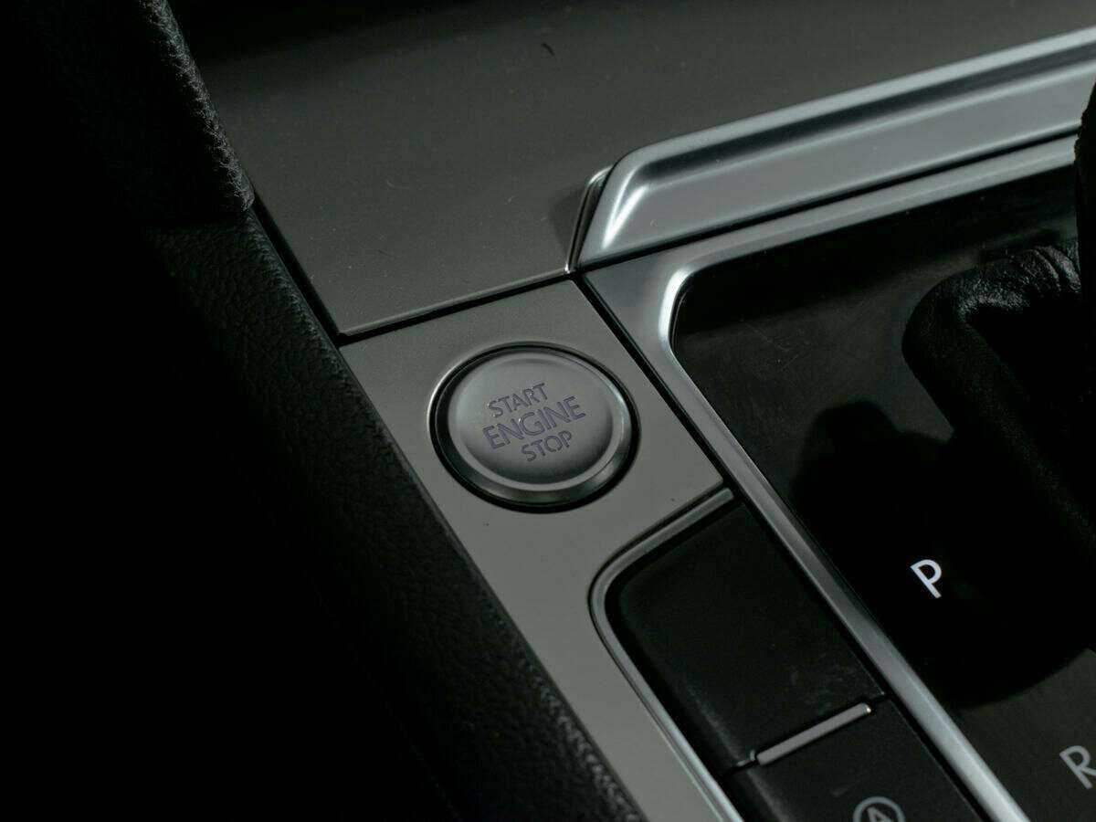 Купить Фольксваген Пассат, 2017, 86 554 км.. Фото: #13