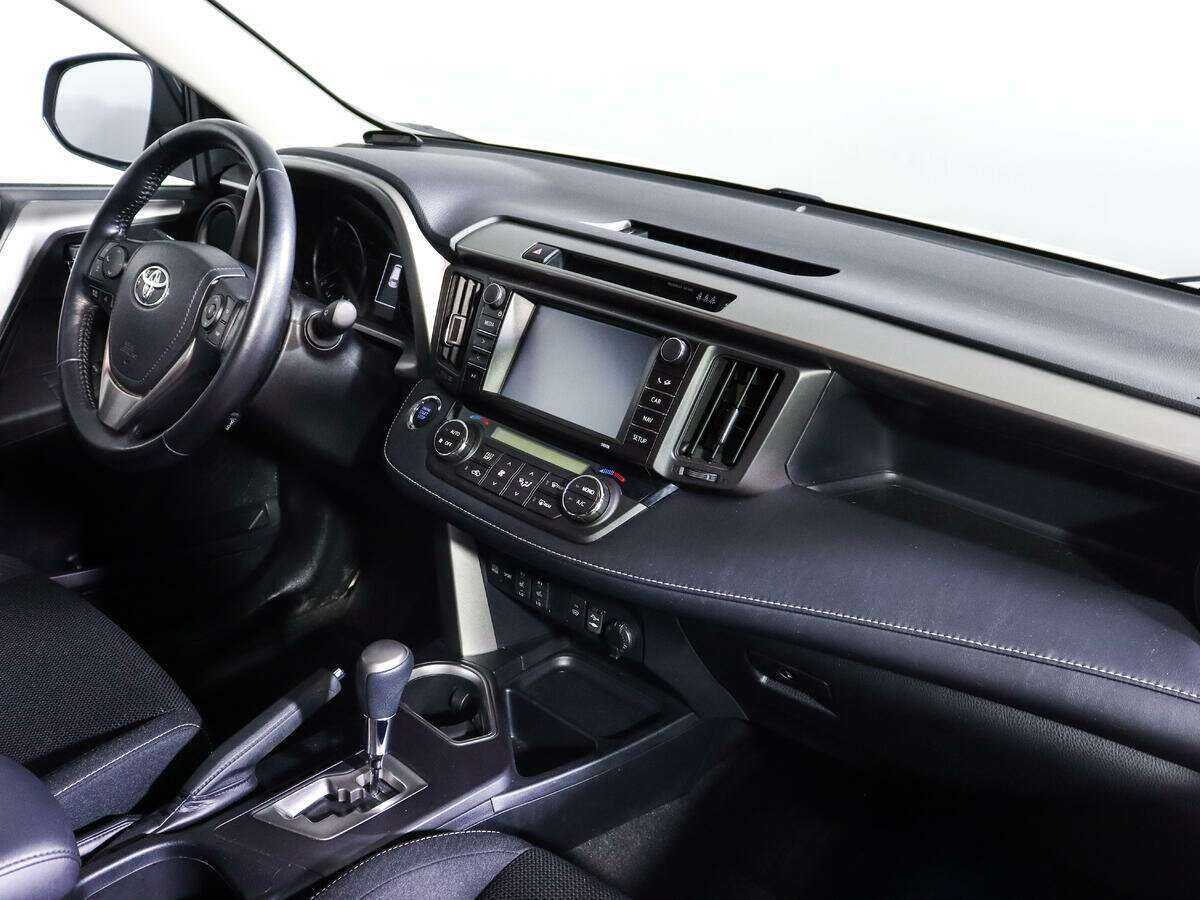 Купить Toyota RAV4, 2017, 34 302 км.. Фото: #7