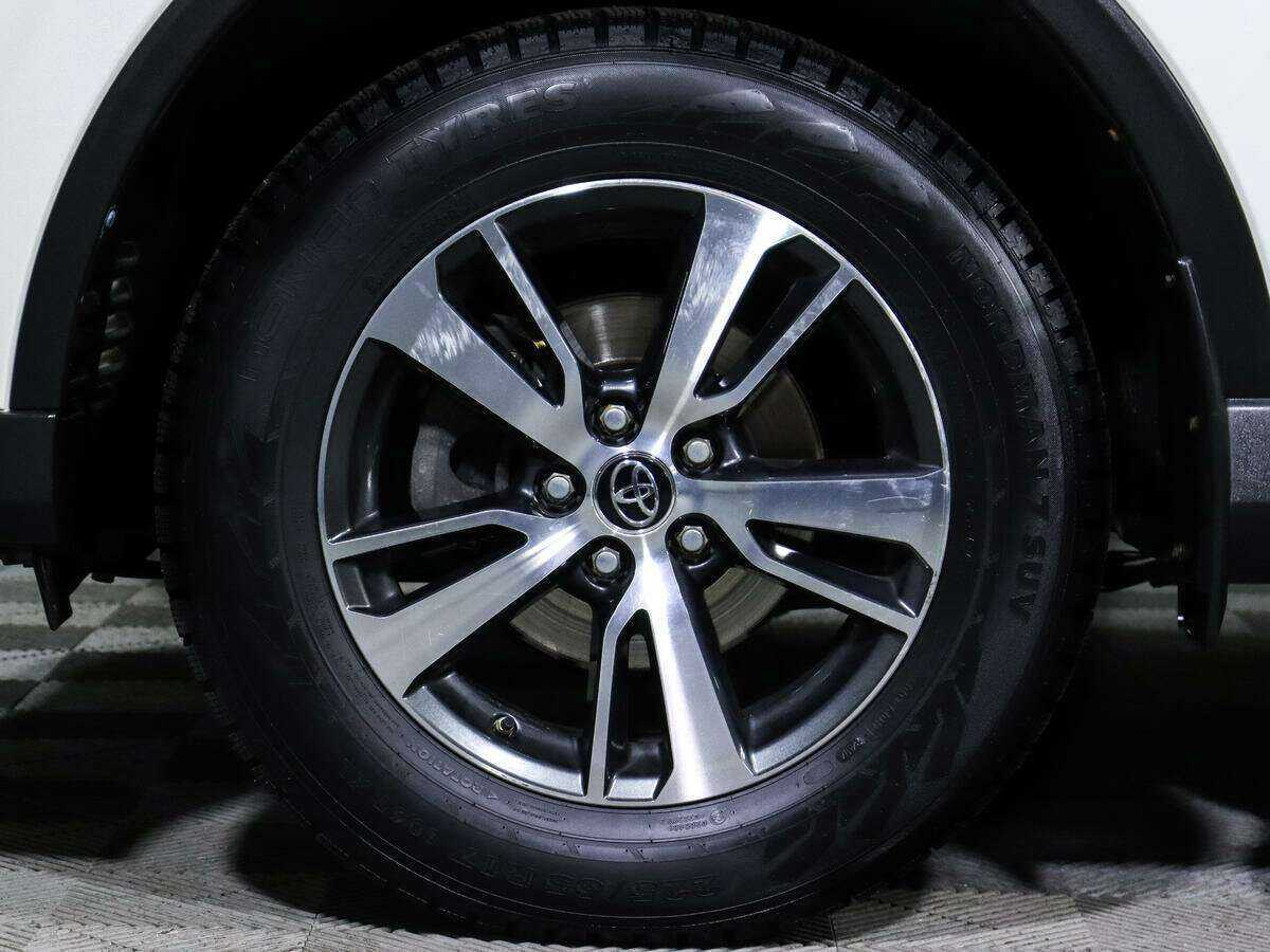 Купить Toyota RAV4, 2017, 34 302 км.. Фото: #19