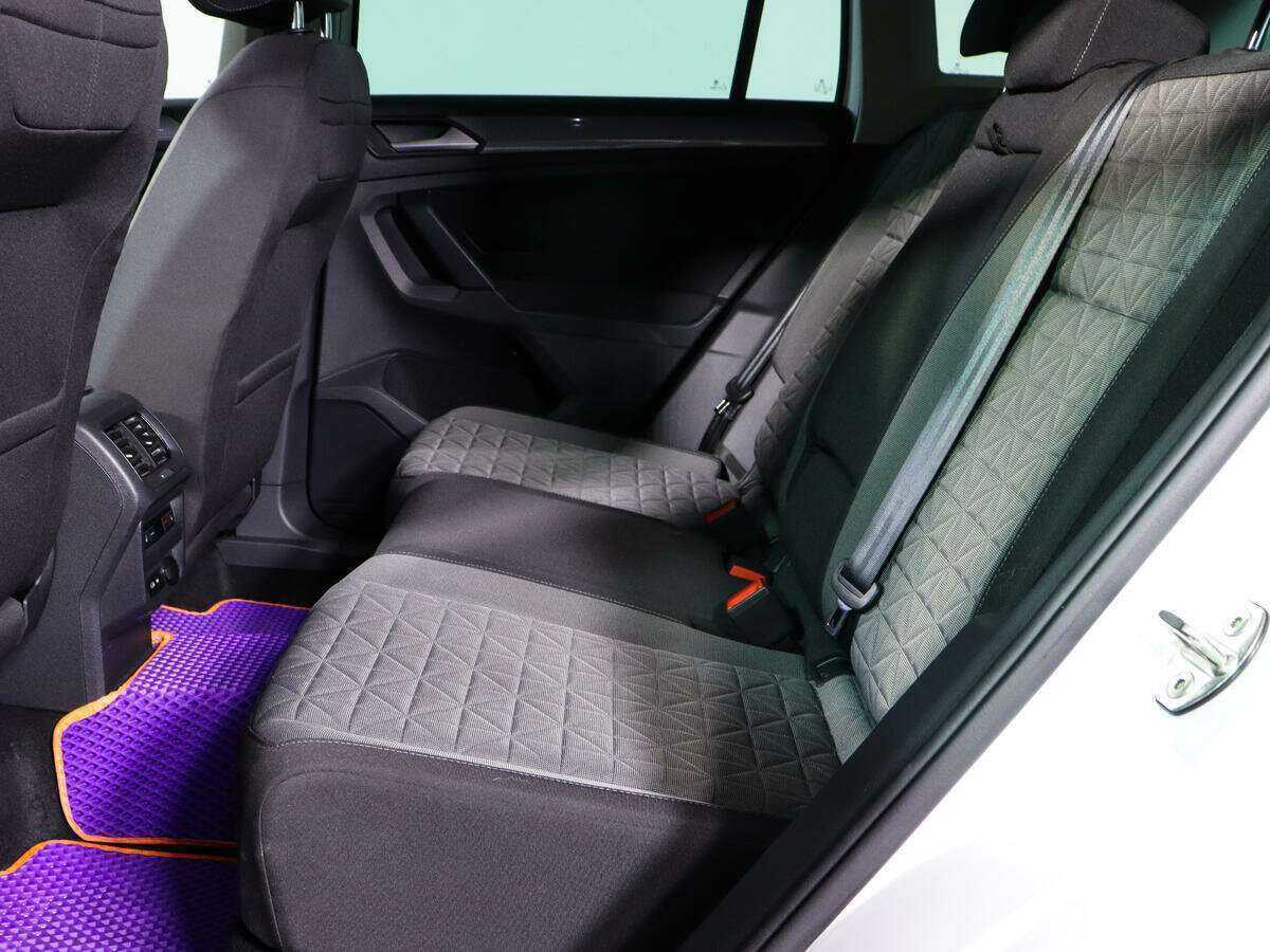 Купить Volkswagen Tiguan, 2020, 43 933 км.. Фото: #9