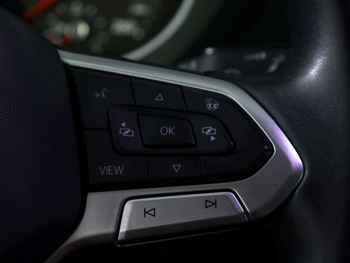 Купить Volkswagen Tiguan, 2020, 43 933 км.. Фото: #16