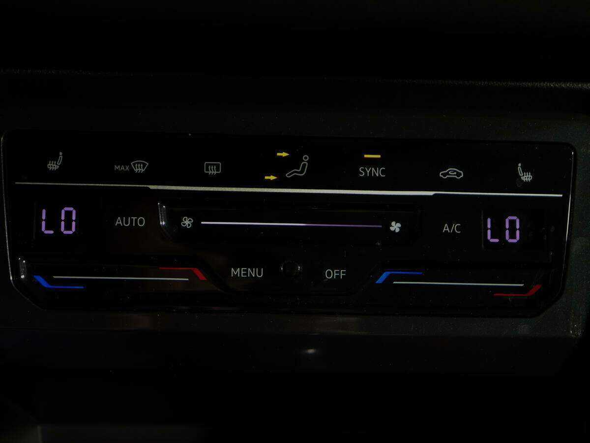 Купить Volkswagen Tiguan, 2021, 20 437 км.. Фото: #17