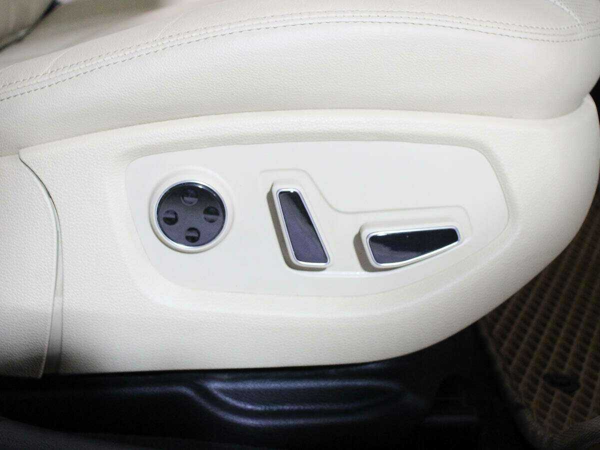 Купить Hyundai Genesis, 2015, 64 400 км.. Фото: #12