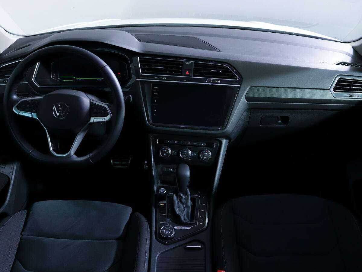 Купить Volkswagen Tiguan, 2019, 91 951 км.. Фото: #9