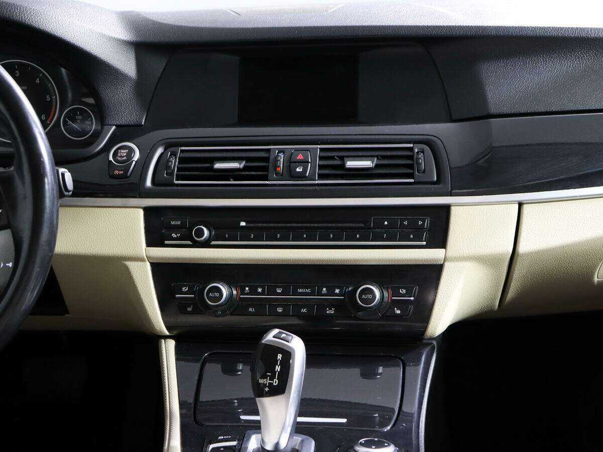 Купить BMW 5 серии, 2012, 118 777 км.. Фото: #9