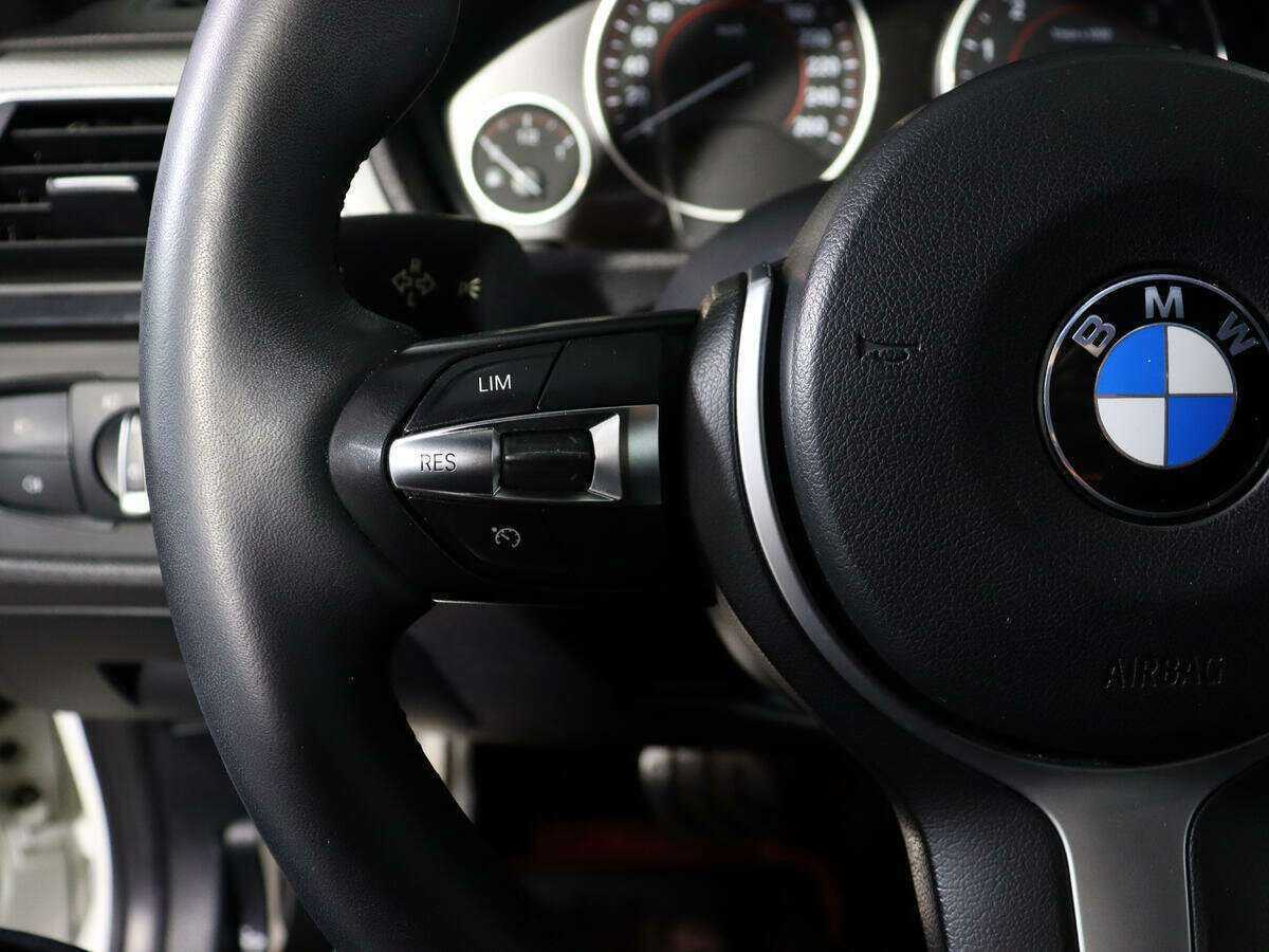 Купить BMW 3 серии, 2016, 139 605 км.. Фото: #18