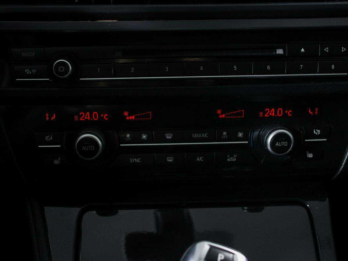 Купить BMW 5 серии, 2013, 235 185 км.. Фото: #9