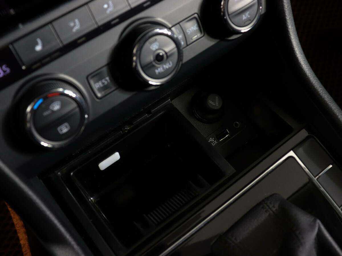 Купить Skoda Superb, 2015, 139 900 км.. Фото: #17