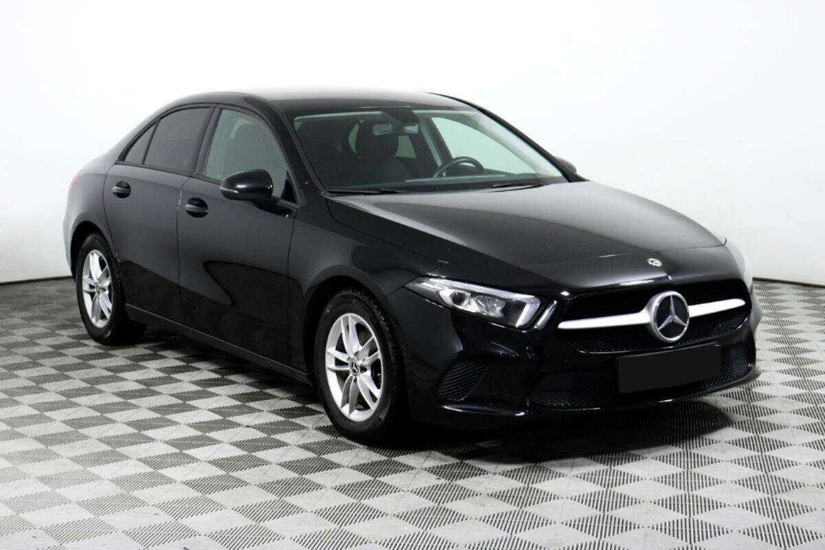 Купить Mercedes-Benz A-Класс, 2019, 91 100 км.. Фото: #2