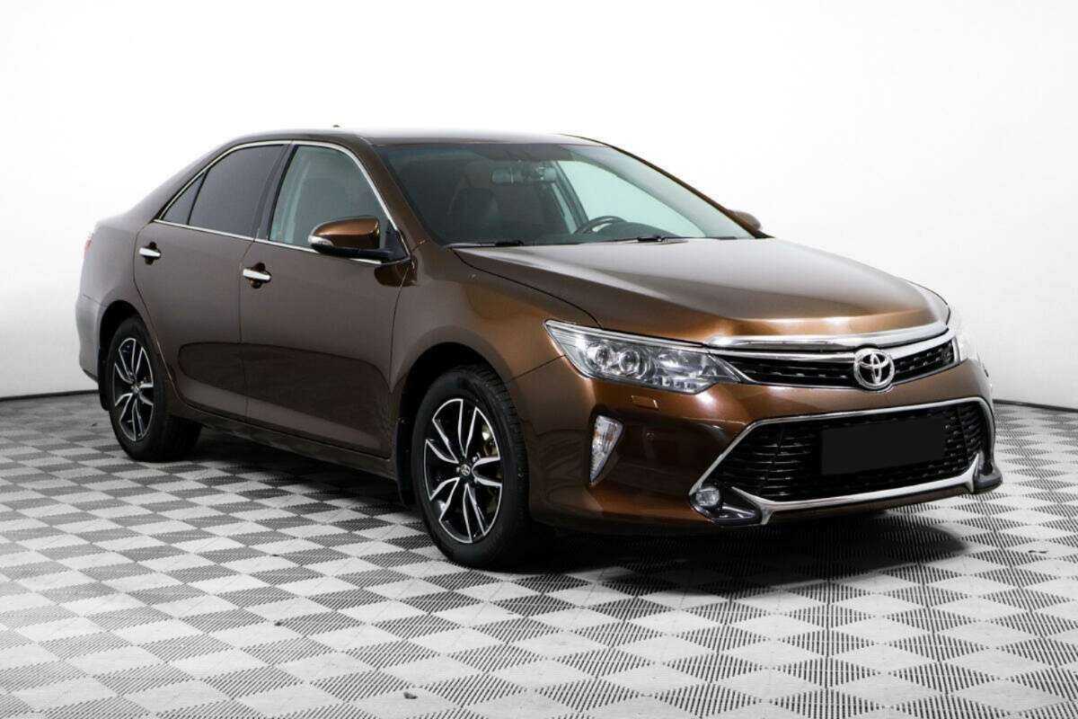 Купить Toyota Camry, 2017, 113 356 км.. Фото: #2
