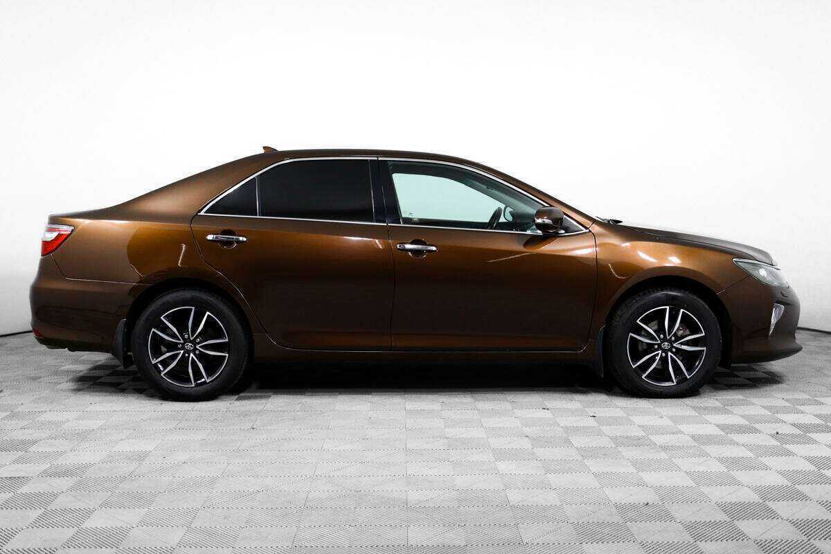 Купить Toyota Camry, 2017, 113 356 км.. Фото: #3