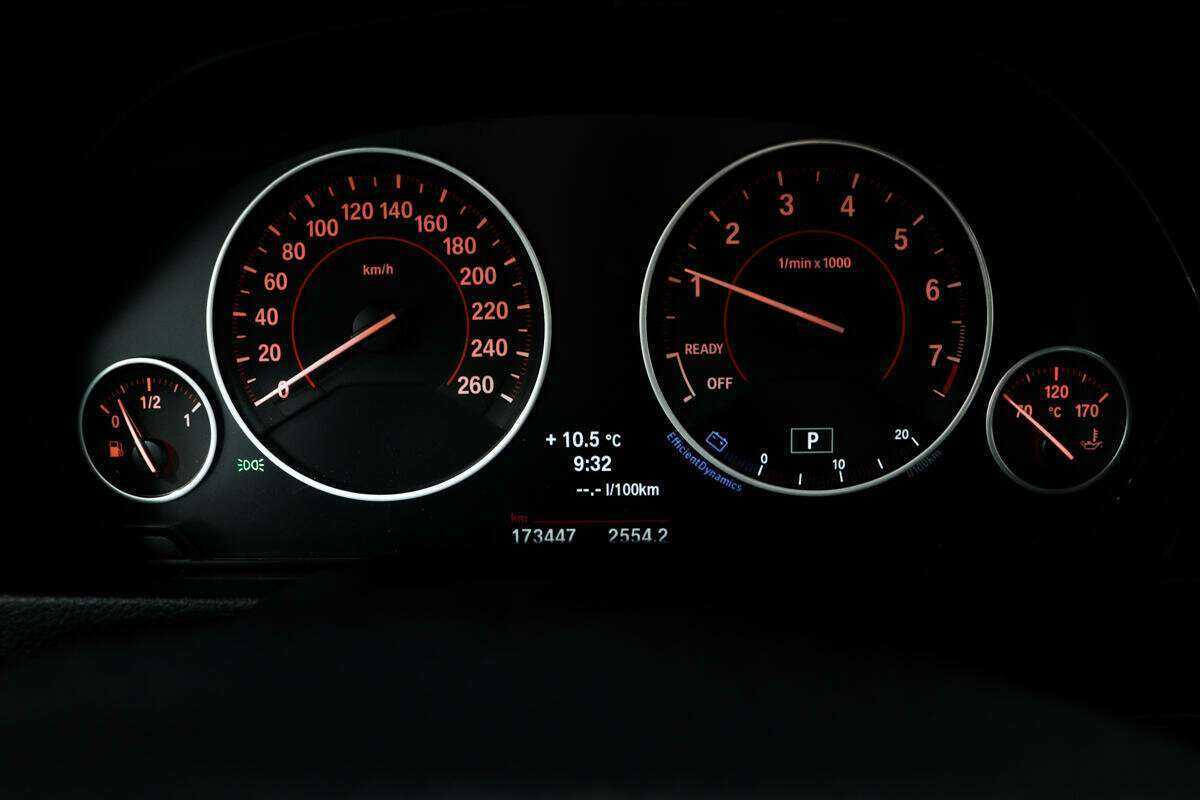 Купить BMW 3 серии, 2013, 173 446 км.. Фото: #9