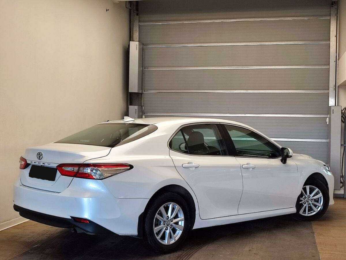 Купить Toyota Camry, 2018, 68 281 км.. Фото: #3