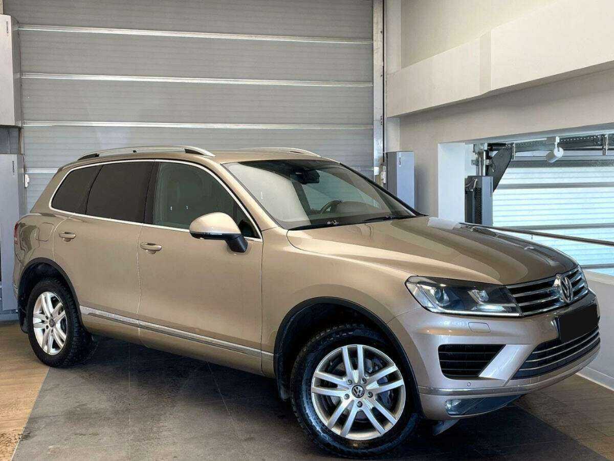 Купить Volkswagen Touareg, 2015, 166 892 км.. Фото: #2