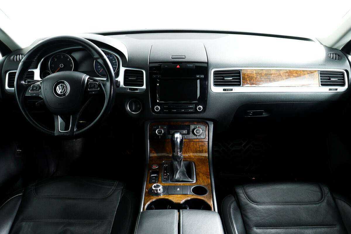 Купить Volkswagen Touareg, 2012, 214 450 км.. Фото: #9