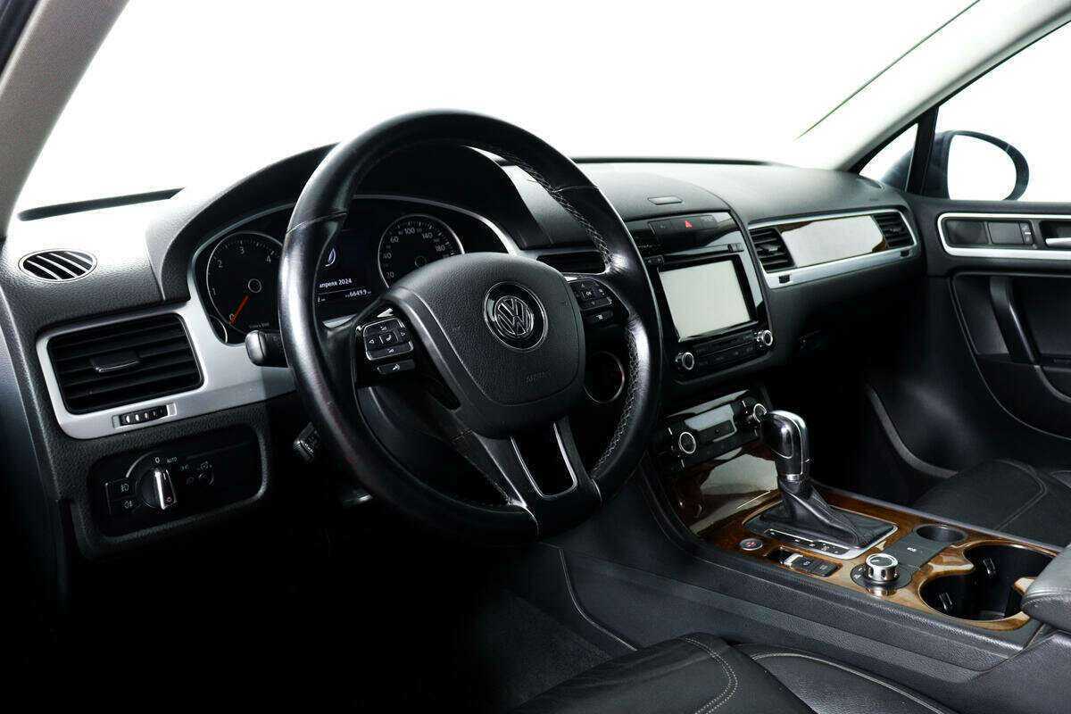 Купить Volkswagen Touareg, 2012, 214 450 км.. Фото: #11