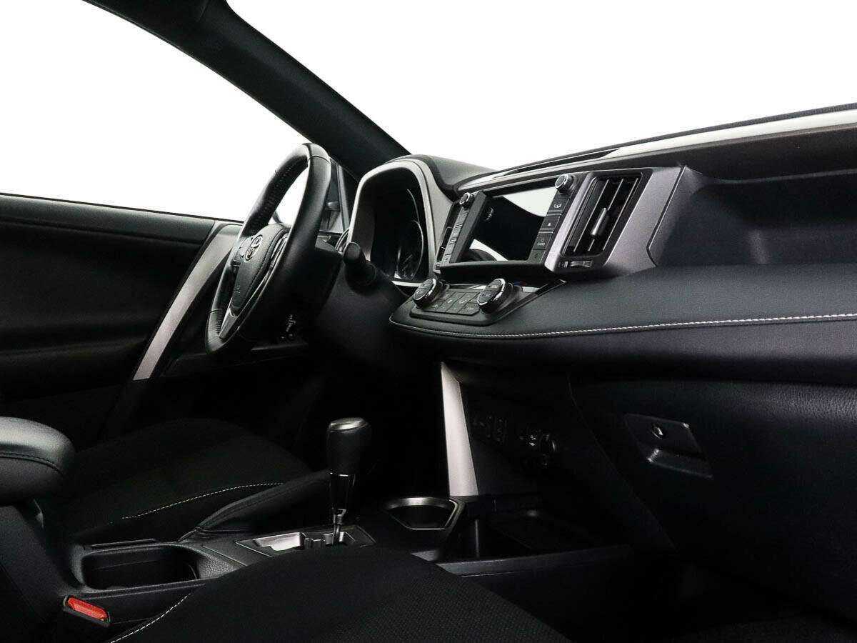 Купить Toyota RAV4, 2019, 130 229 км.. Фото: #5