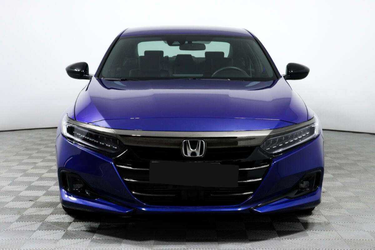 Купить Honda Accord, 2022, 10 563 км.. Фото: #1