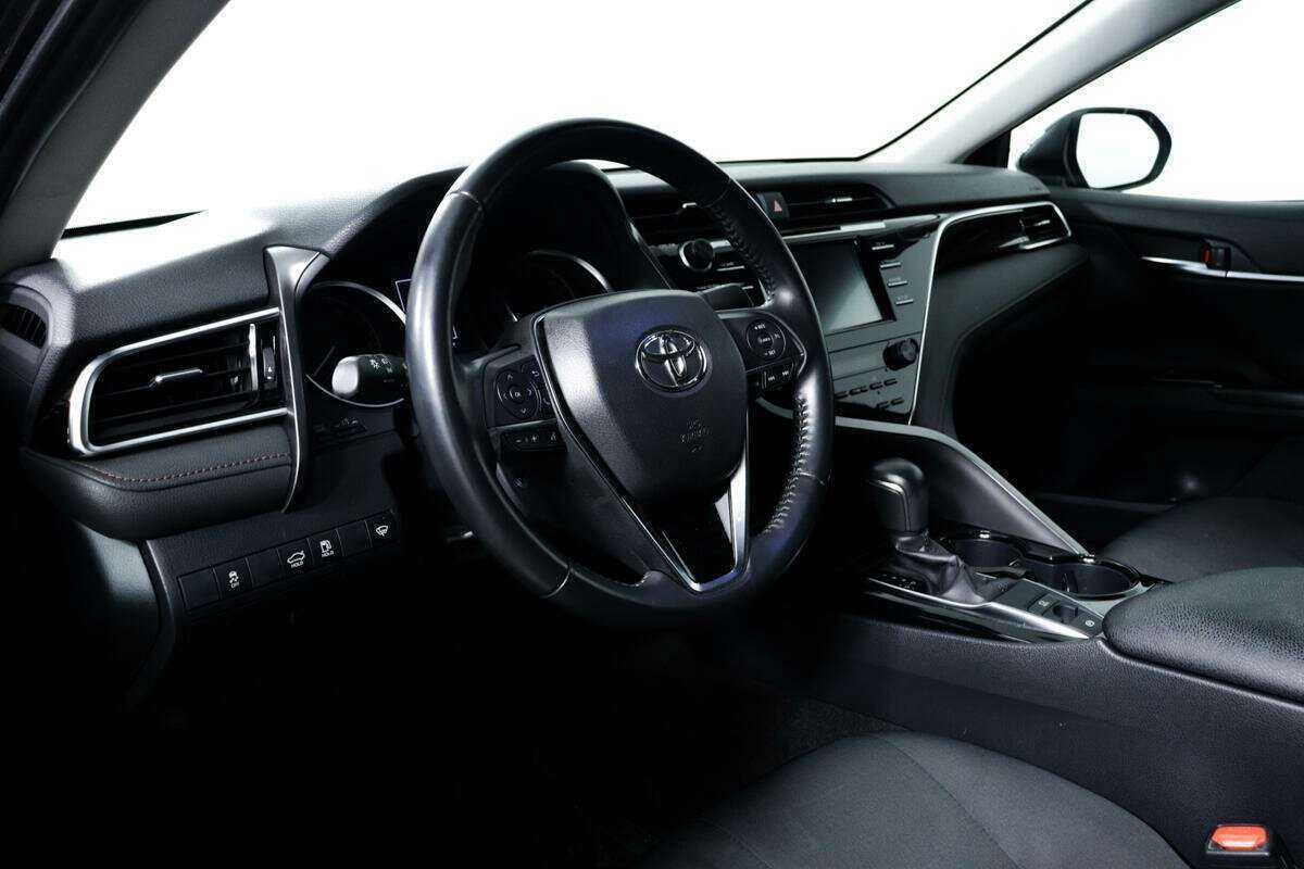 Купить Toyota Camry, 2019, 63 363 км.. Фото: #11