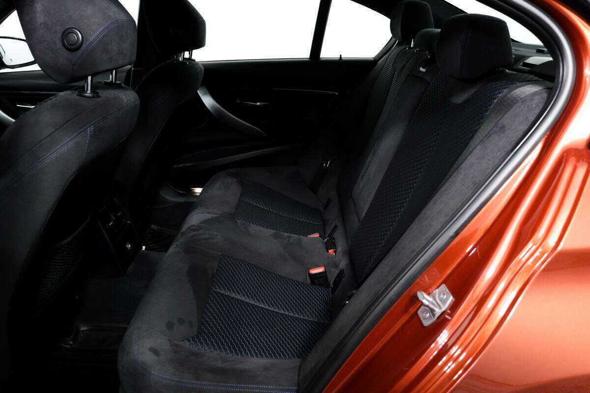 Купить BMW 3 серии, 2018, 165 656 км.. Фото: #11