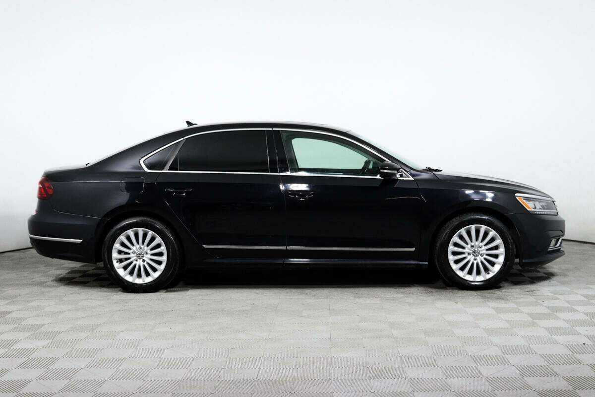Купить Volkswagen Passat, 2017, 135 577 км.. Фото: #3