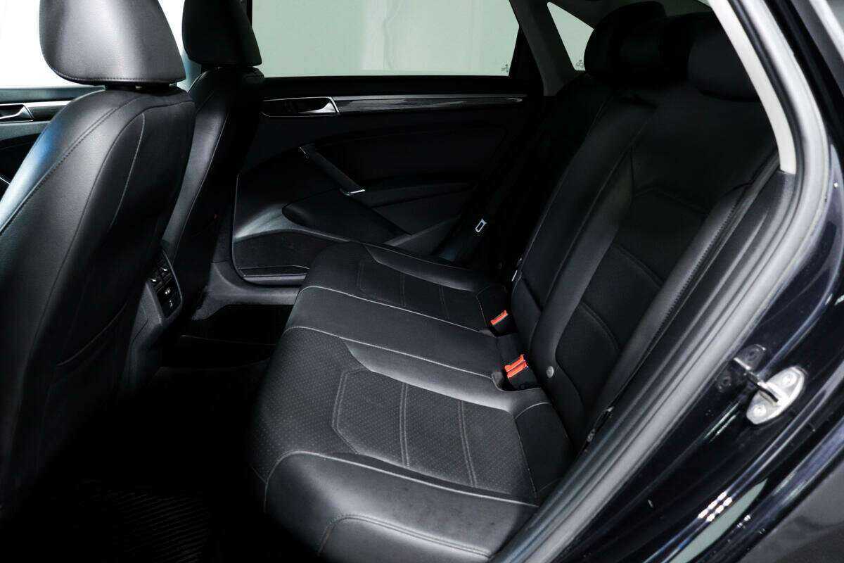 Купить Volkswagen Passat, 2017, 135 577 км.. Фото: #11