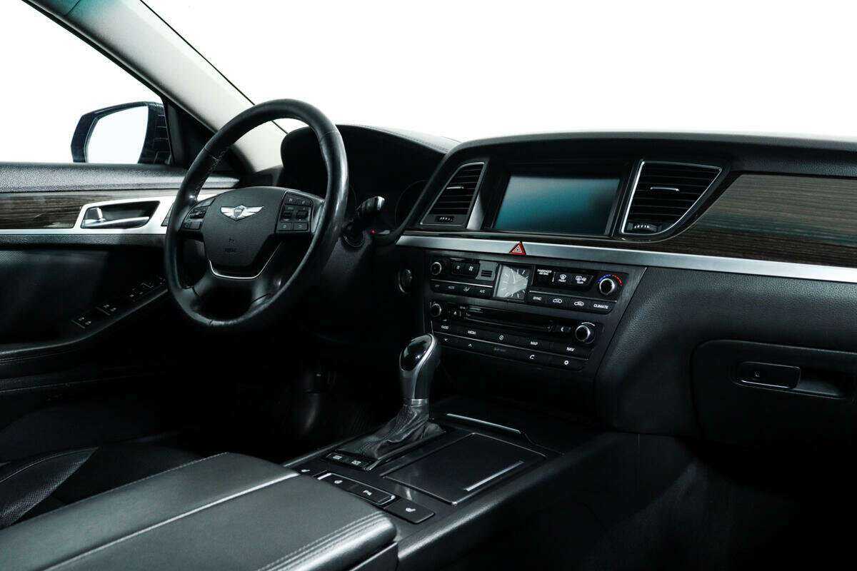 Купить Hyundai Genesis, 2016, 274 588 км.. Фото: #8