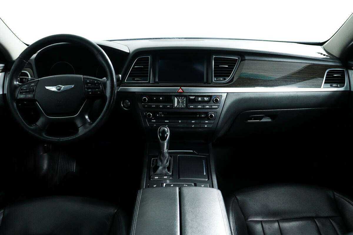 Купить Hyundai Genesis, 2016, 274 588 км.. Фото: #10
