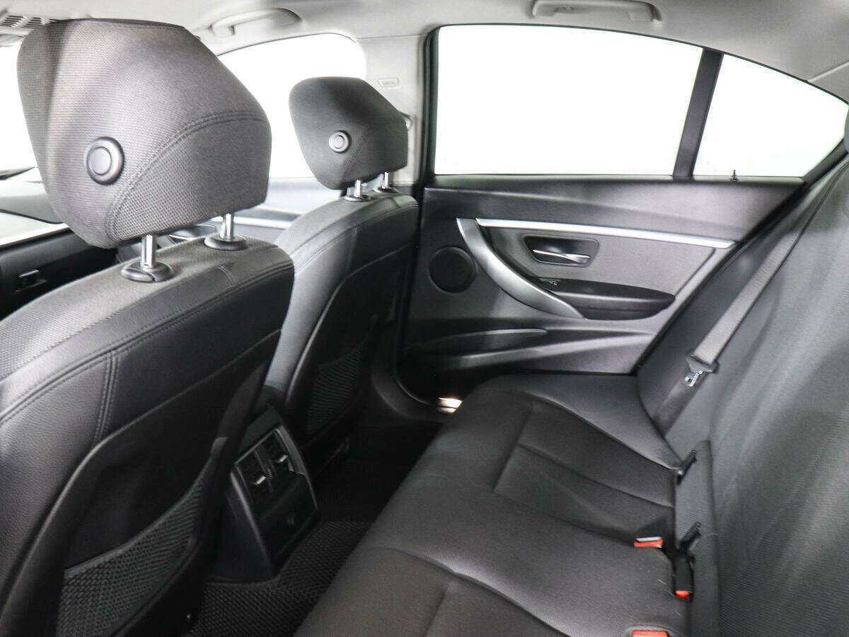 Купить BMW 3 серии, 2017, 154 329 км.. Фото: #8