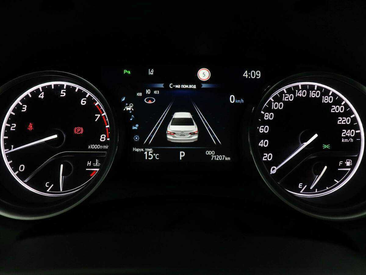 Купить Toyota Camry, 2020, 71 200 км.. Фото: #9