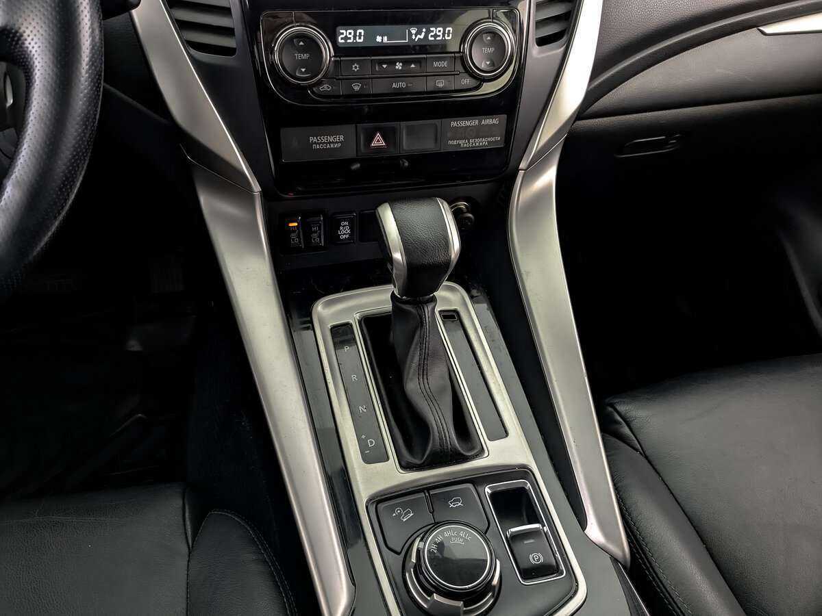 Купить Mitsubishi Pajero Sport, 2017, 198 584 км.. Фото: #22