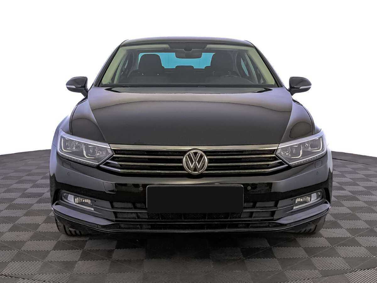 Купить Volkswagen Passat, 2016, 61 012 км.. Фото: #1