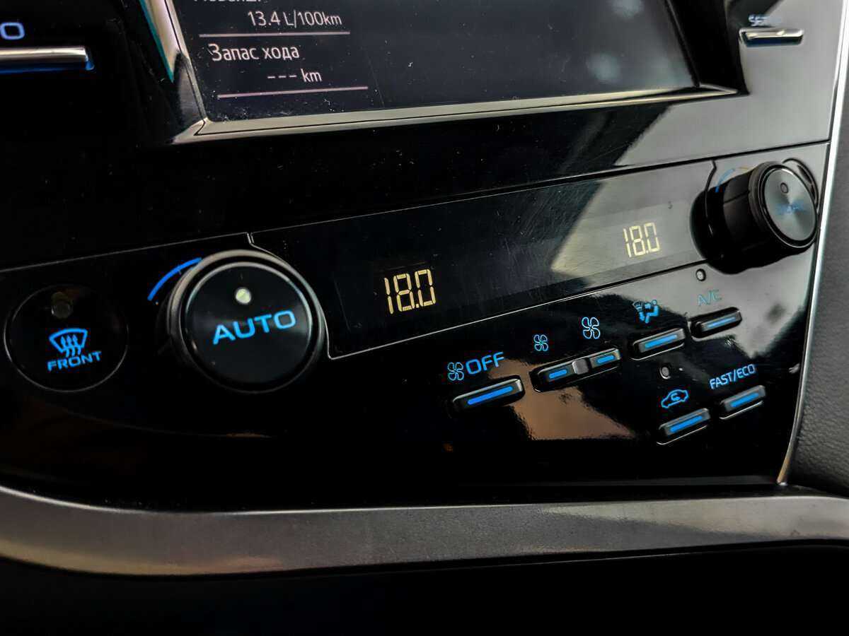 Купить Toyota Camry, 2020, 117 733 км.. Фото: #17