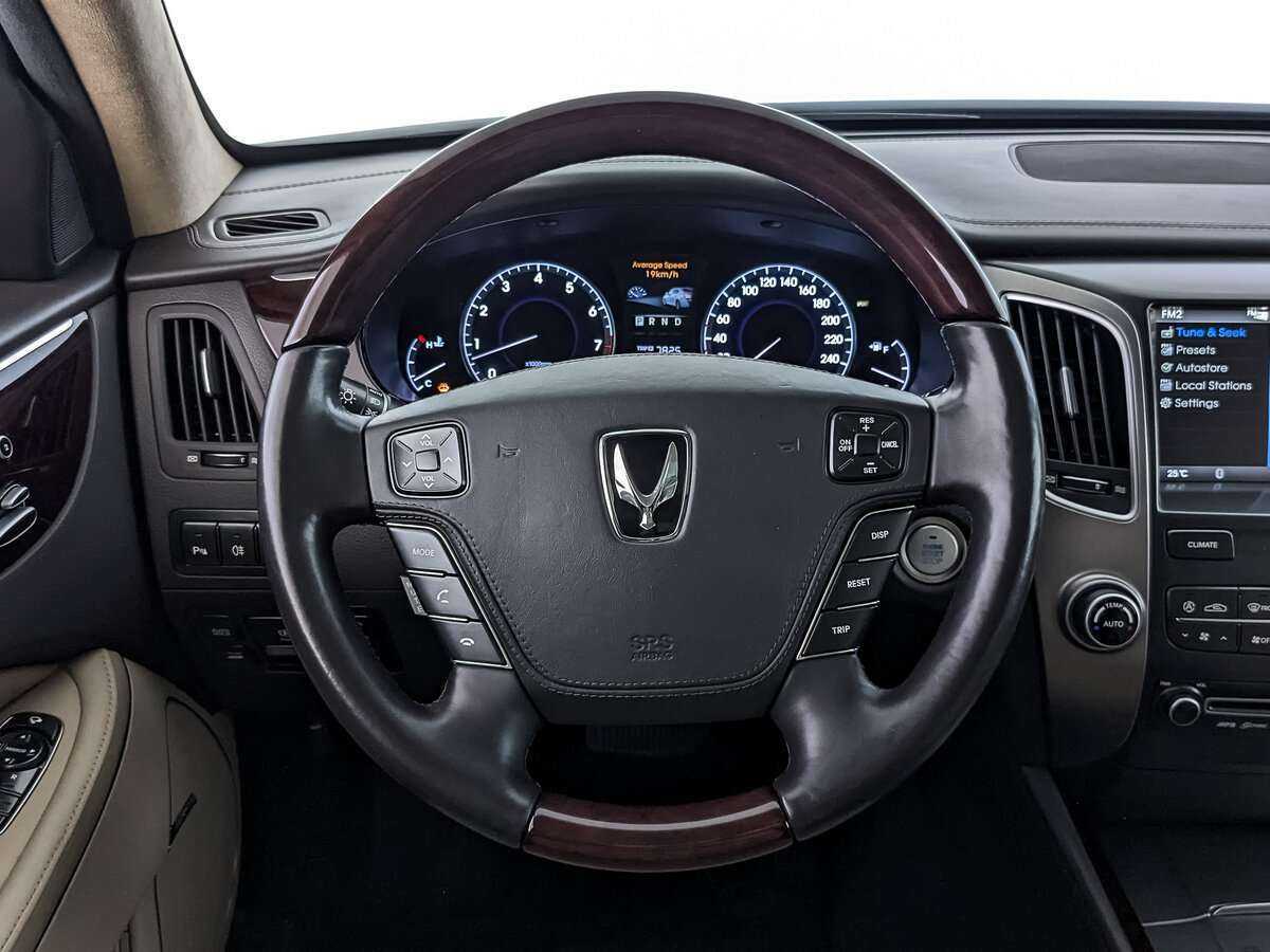 Купить Hyundai Equus, 2012, 99 017 км.. Фото: #16