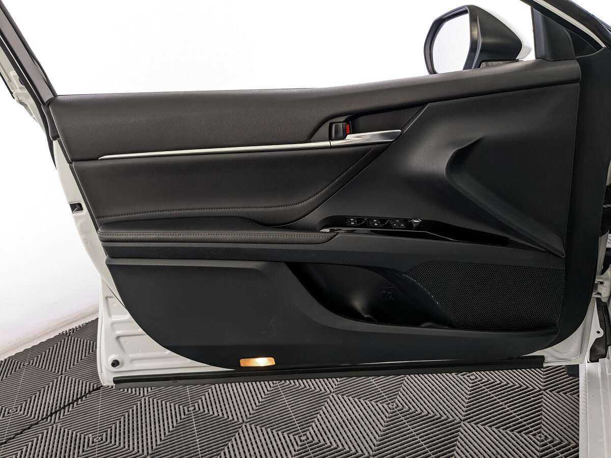 Купить Toyota Camry, 2021, 77 532 км.. Фото: #13