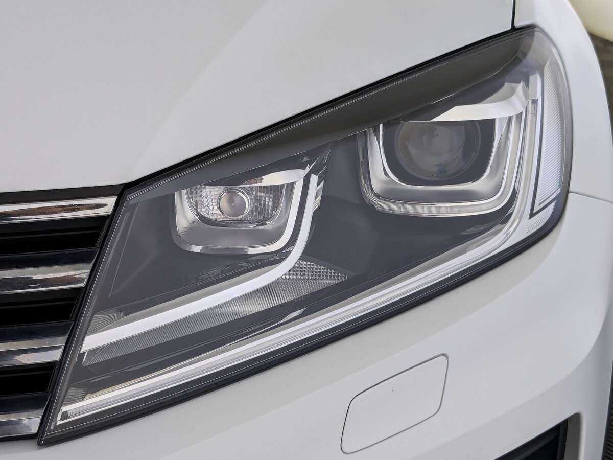 Купить Volkswagen Touareg, 2017, 111 483 км.. Фото: #10