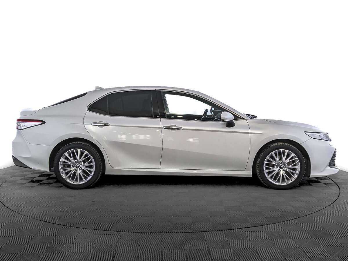 Купить Toyota Camry, 2019, 186 689 км.. Фото: #3