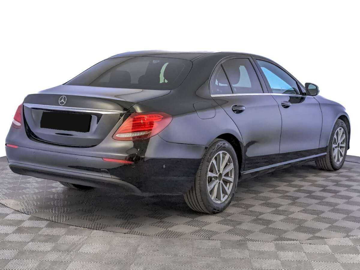 Купить Mercedes-Benz E-Класс, 2018, 241 284 км.. Фото: #4