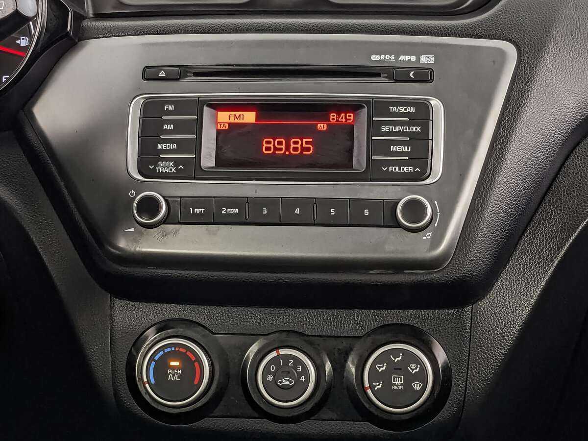 Купить Kia Rio, 2017, 128 259 км.. Фото: #11