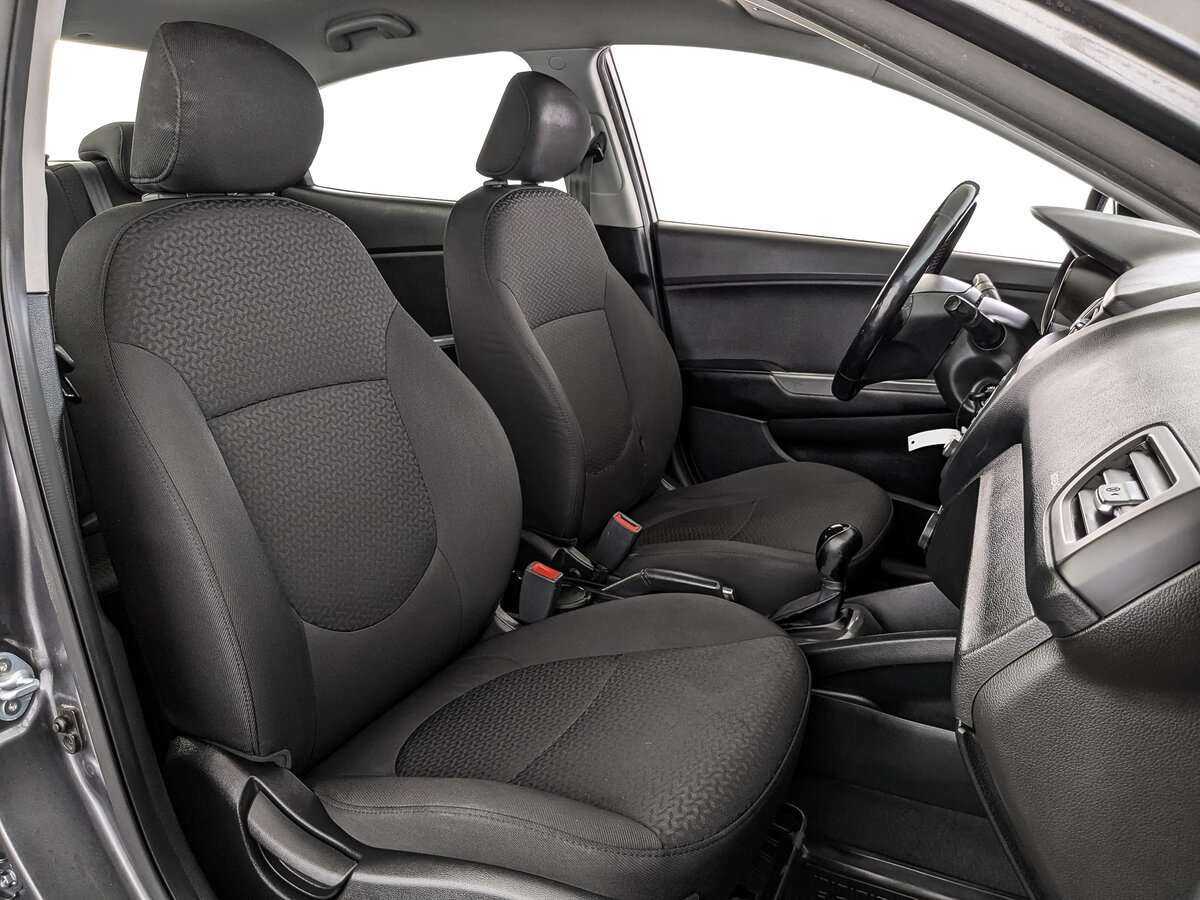 Купить Kia Rio, 2017, 128 259 км.. Фото: #17