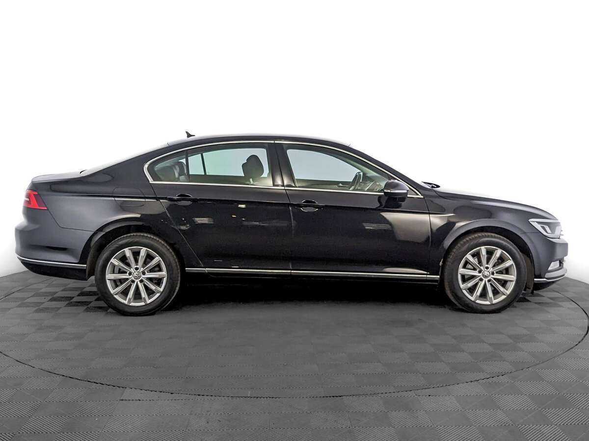 Купить Volkswagen Passat, 2017, 114 127 км.. Фото: #3