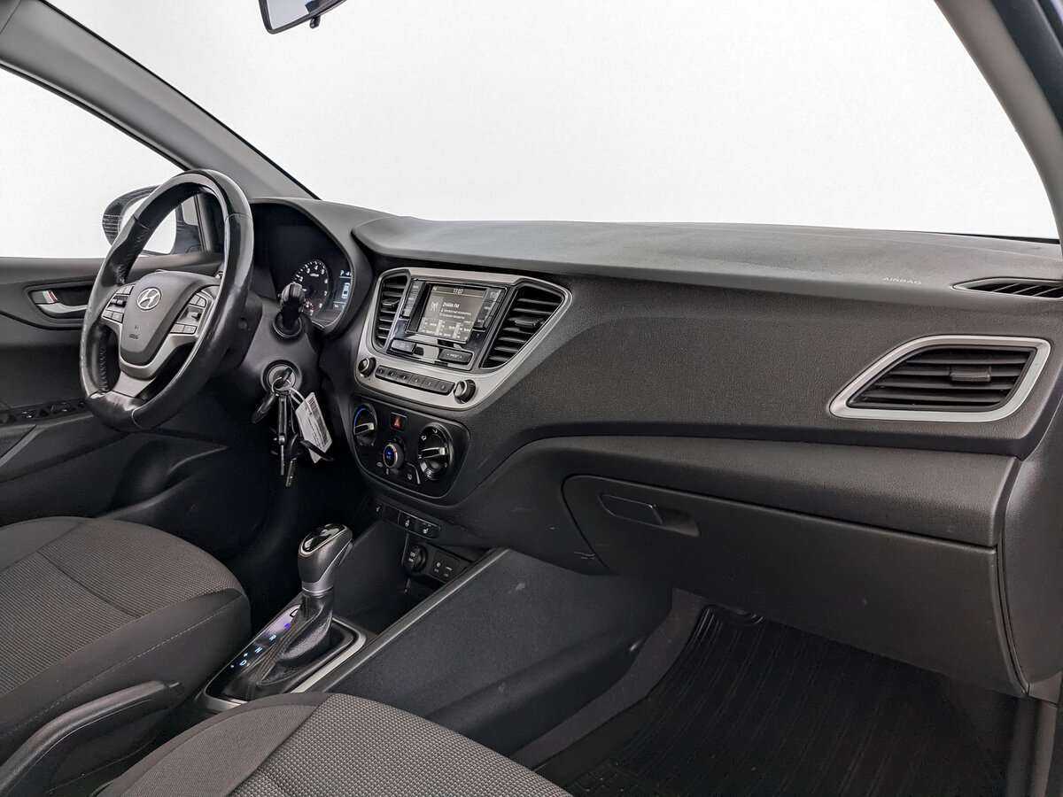Купить Hyundai Solaris, 2018, 123 821 км.. Фото: #10