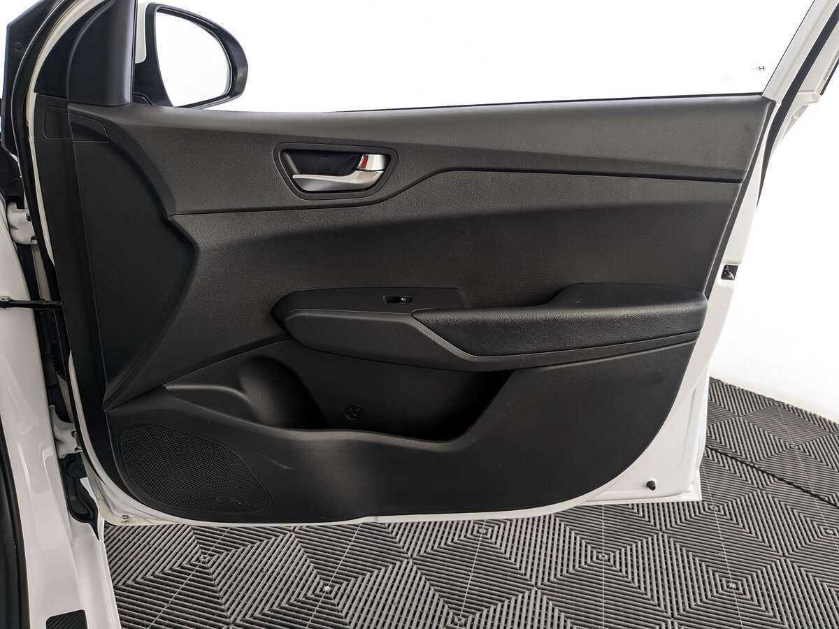 Купить Hyundai Solaris, 2021, 52 643 км.. Фото: #20