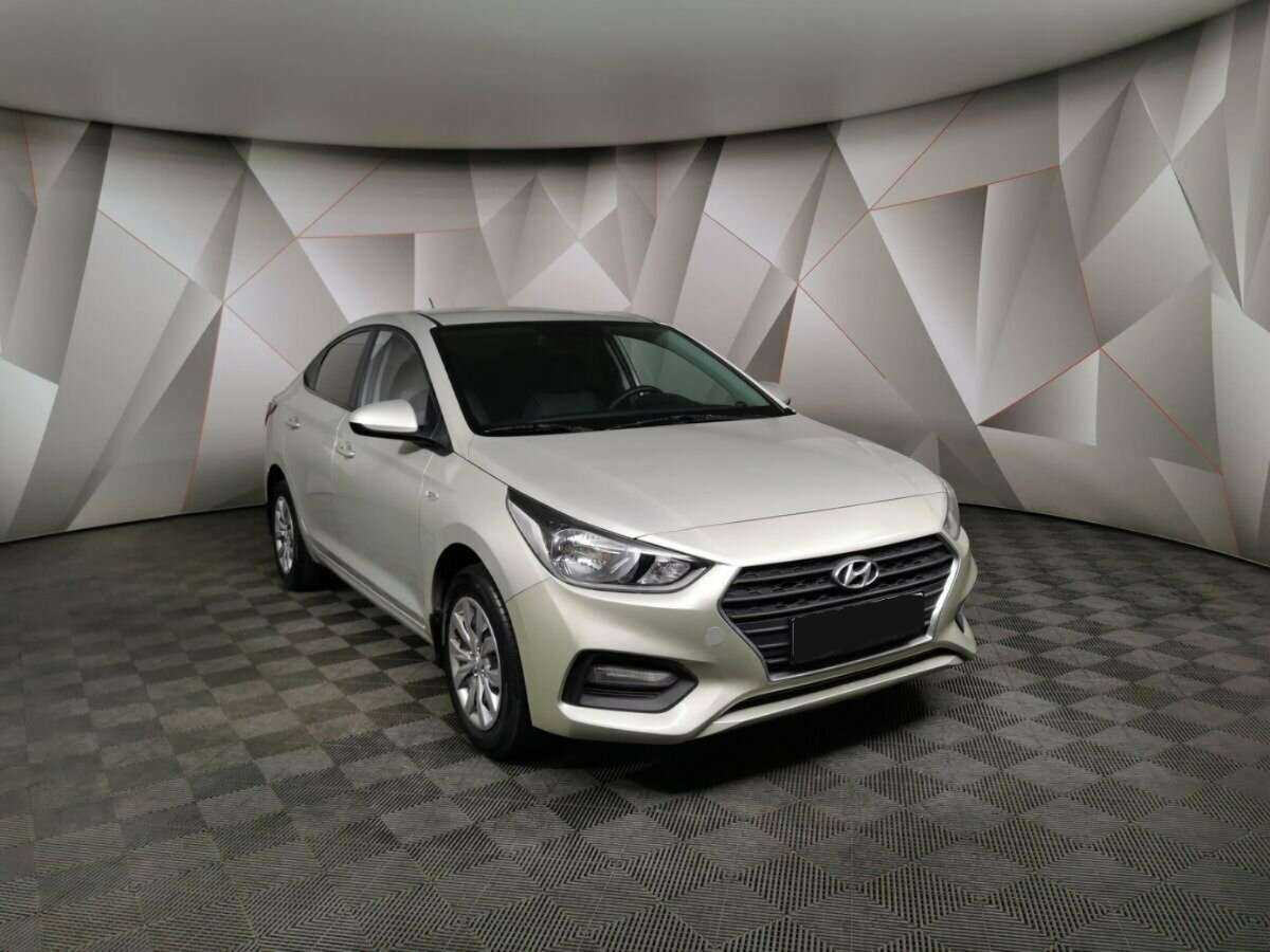 Купить Hyundai Solaris, 2017, 108 077 км.. Фото: #2