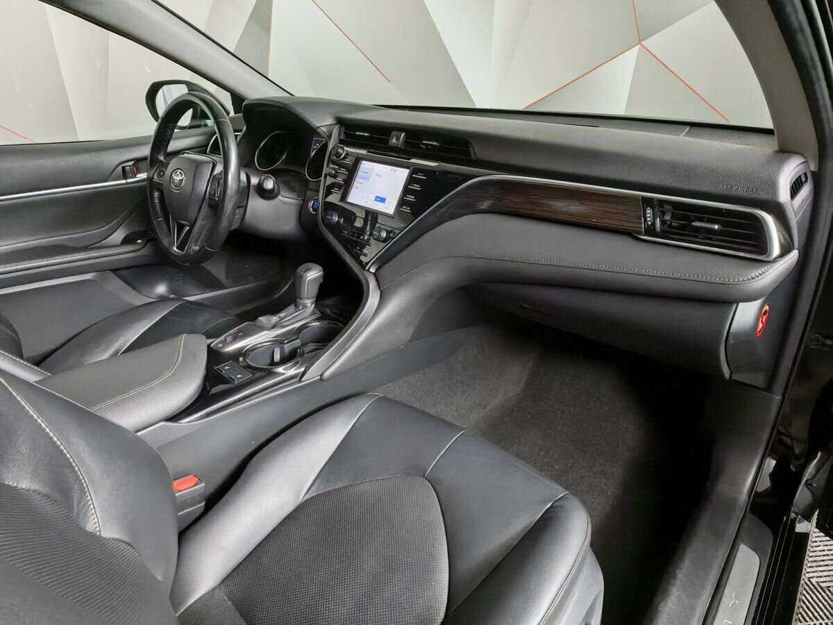 Купить Toyota Camry, 2019, 101 712 км.. Фото: #8
